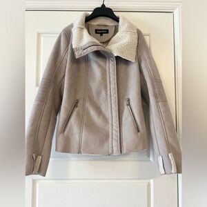 Winter coat (suede fabric and faux material)